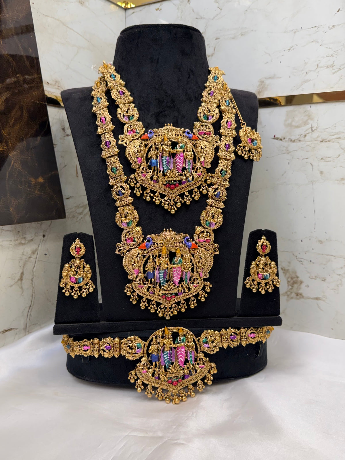 Enamel Sivan Parvathi Bridal Set