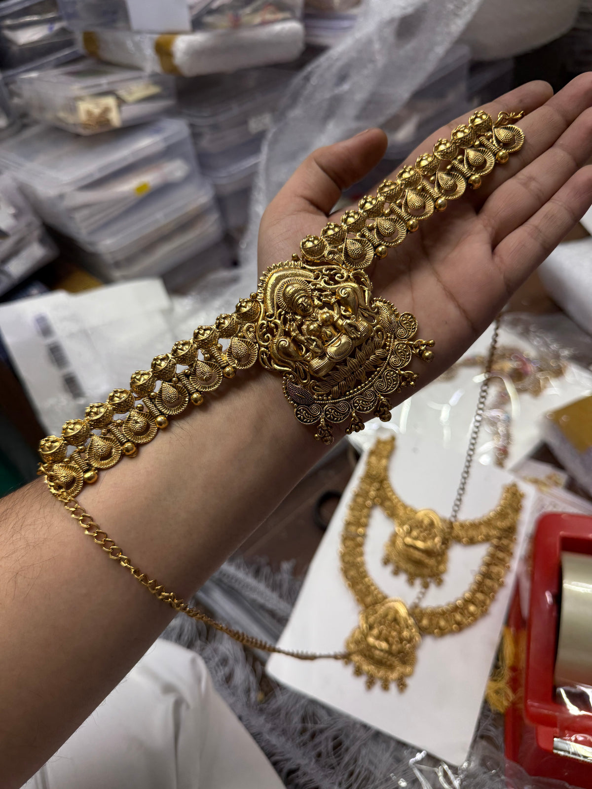 Antique Golden Designs Bridal Set