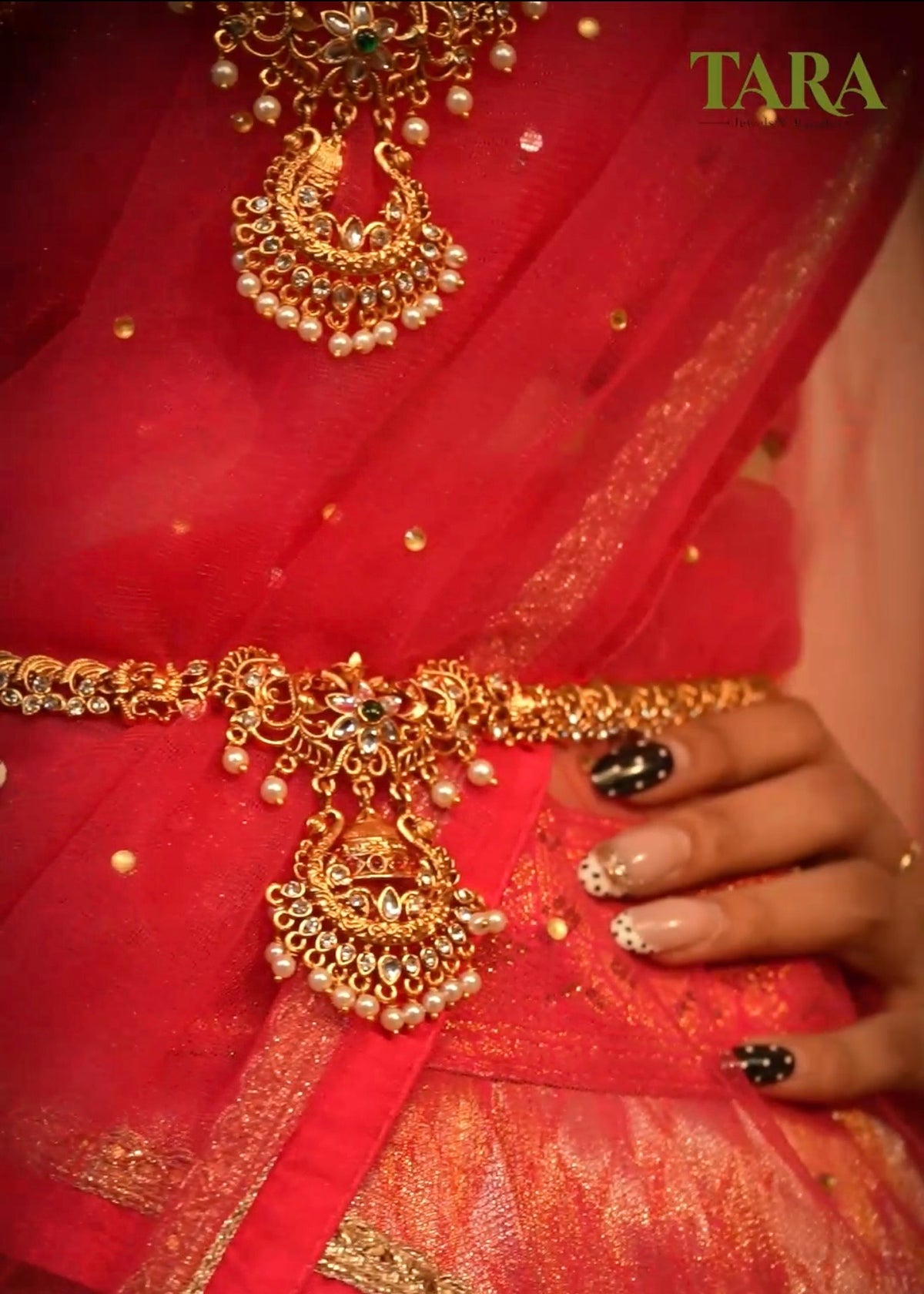 Trending Stone Bridal Set