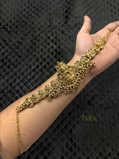 Trending Antique Bridal Set