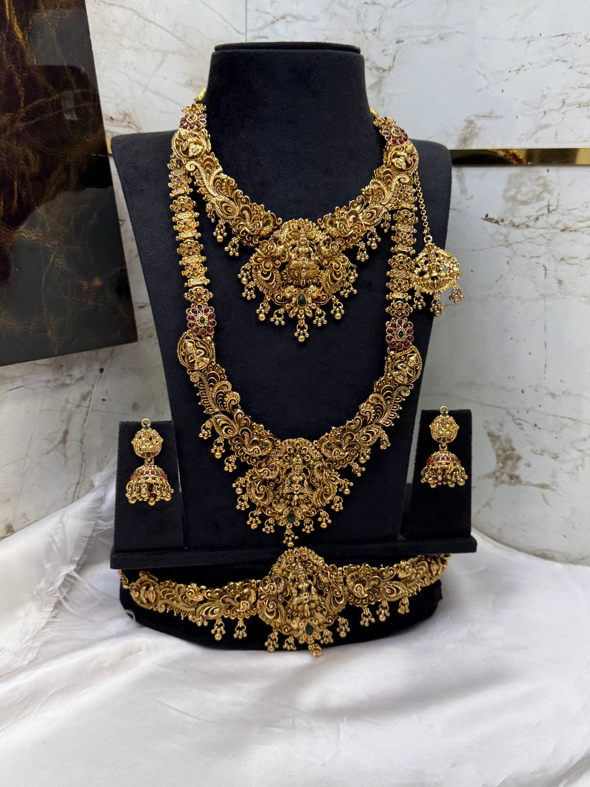 Trending Antique Finish Bridal Set